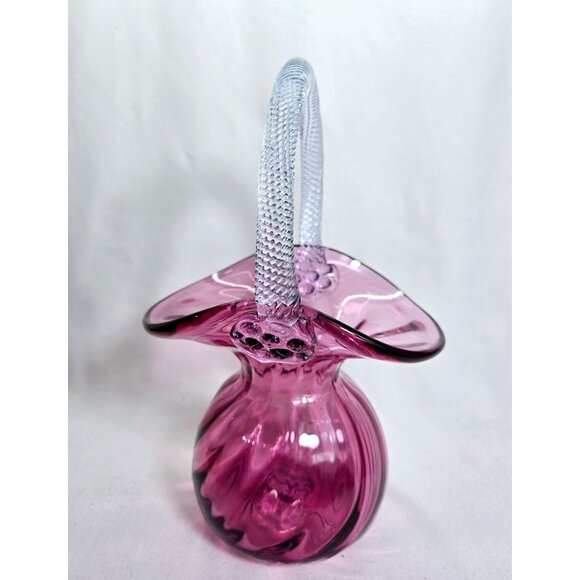 Vintage Rossi Cranberry Glass Swirl Basket Vase with tight twist handle - Picture 2 of 8